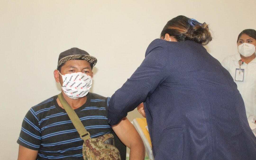 1700 dosis han sido aplicadas durante los primeros tres días de la campaña.