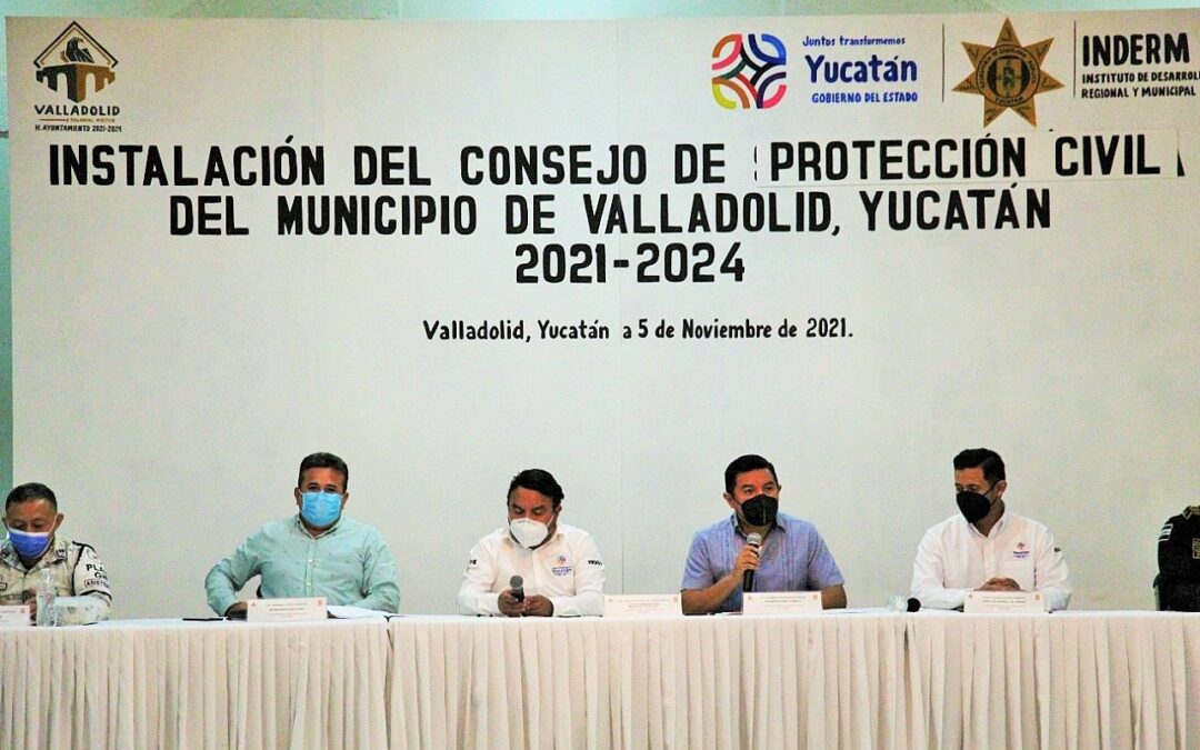 El presidente municipal Alfredo Fernández, instaló el Consejo de Protección Civil  del Municipio.