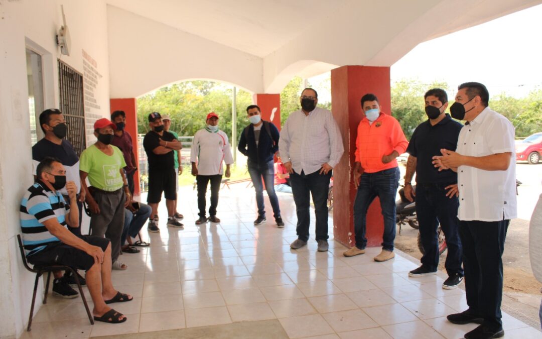 Alcalde Alfredo Fernández, recorre el inmueble para constatar las condiciones.