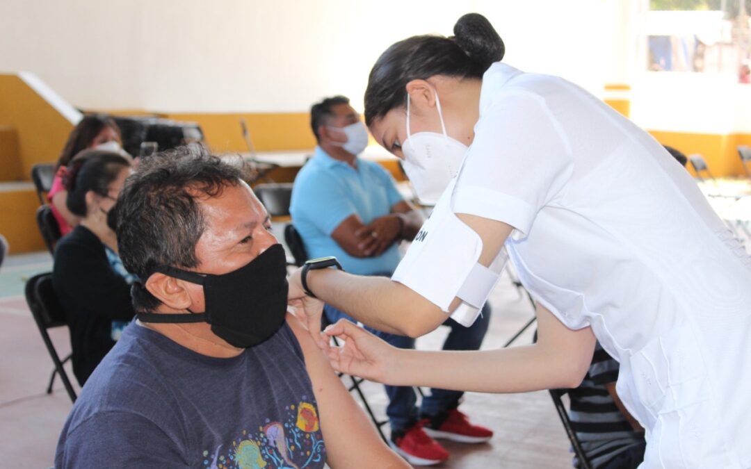 Inicia la inmunización de refuerzo para las personas de 40 a 59 años de edad.