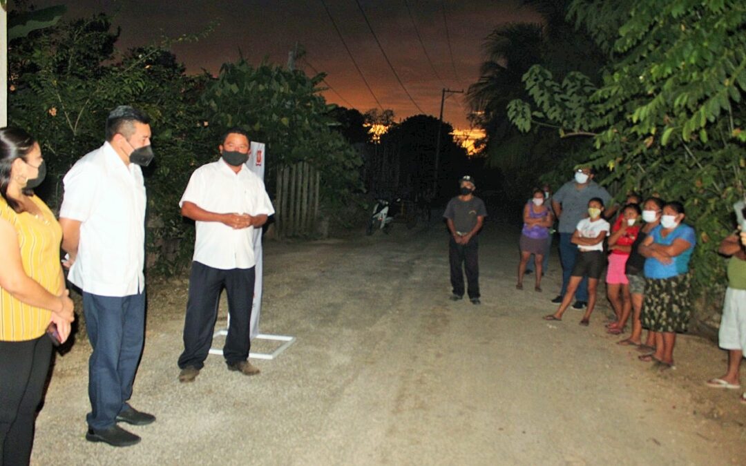 El alcalde Alfredo Fernández,  atendió de manera oportuna la solicitud de los vecinos.