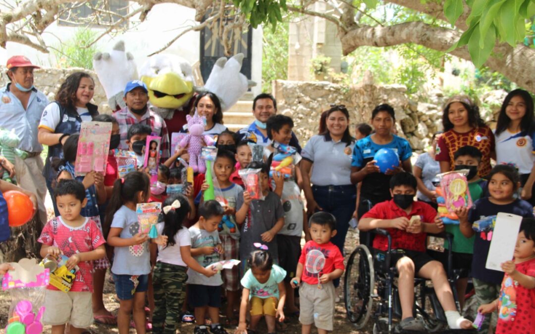 Asistieron a la entrega personal directivo, administrativo, docente y estudiantes del Tecnológico de Valladolid.