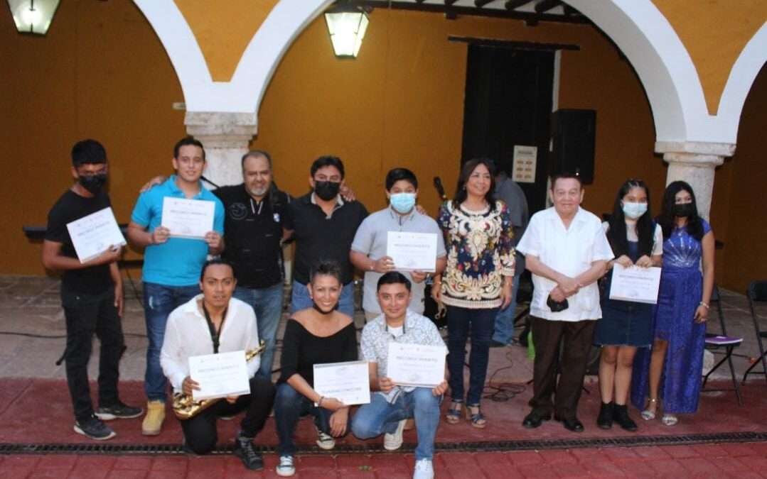 Clausuran actividades los talleres de la Casa de Arte y Cultura.