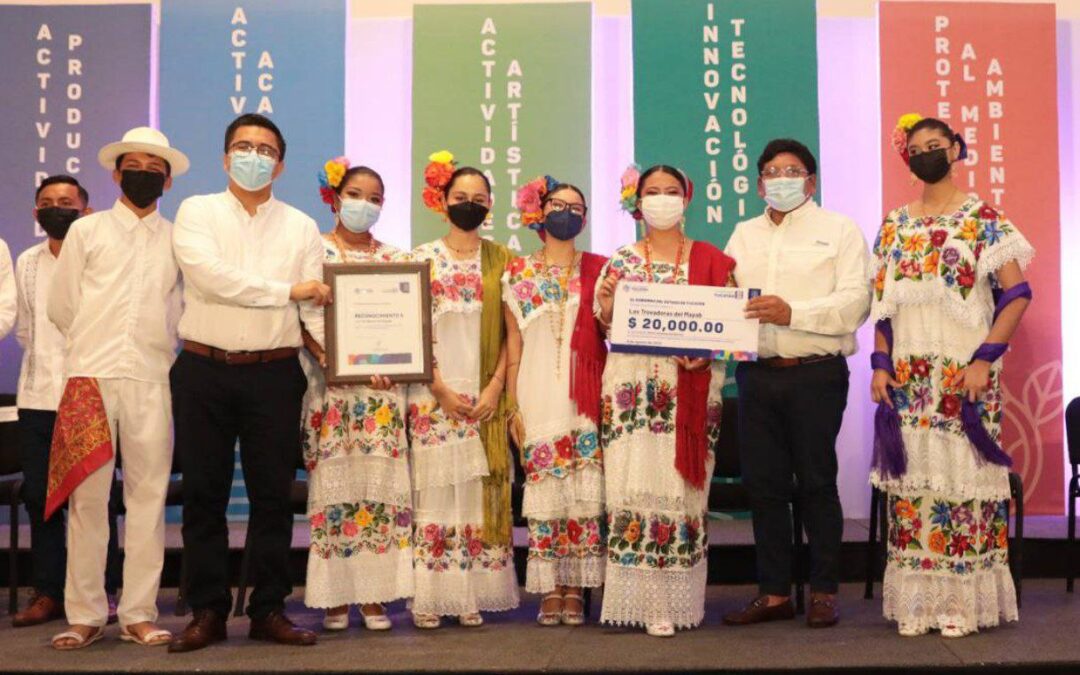 Reconoce Gobierno del Estado el trabajo y esfuerzo de jóvenes para impulsar una mejor sociedad.