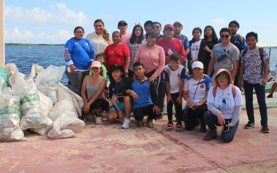 Limpieza simultanea de playas, el ITSVA estuvo en San Felipe.