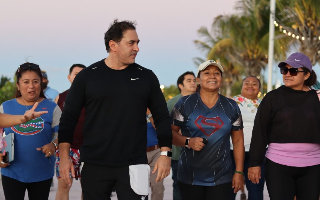 “Caminando con Julián”.