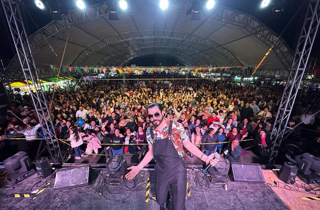 Chico Che Chico, bajo el telón de los festejos en honor a la Virgen de la Candelaria