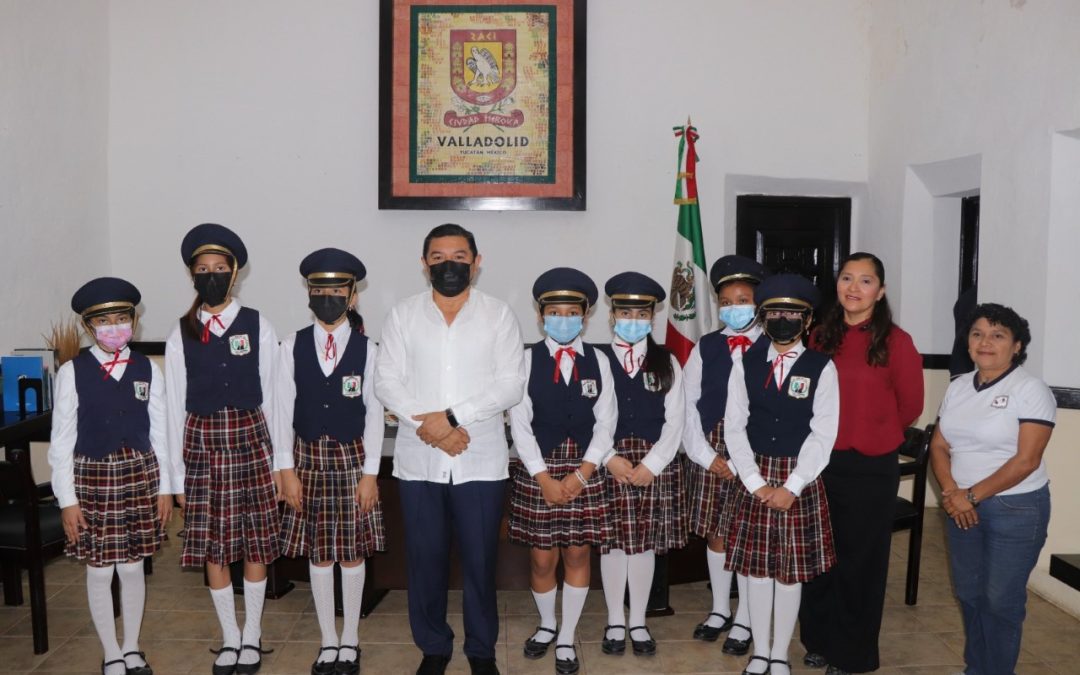 Se reactiva el programa de Visitas Escolares en el Edificio de Palacio Municipal.