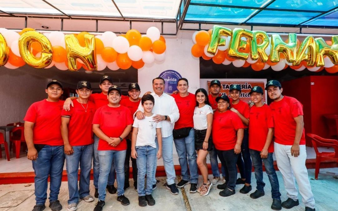 Jóvenes emprendedores con “Proyectos Productivos” crecieron su taquería.