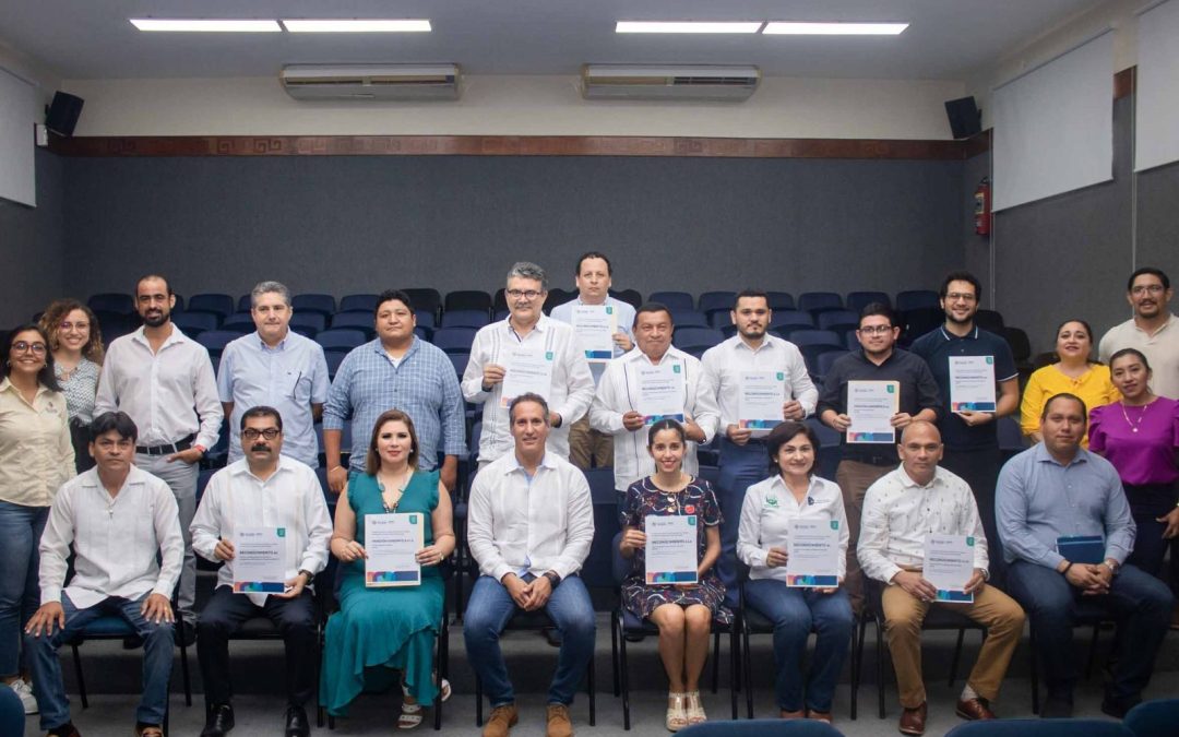 La UNO  recibe mención honorífica.