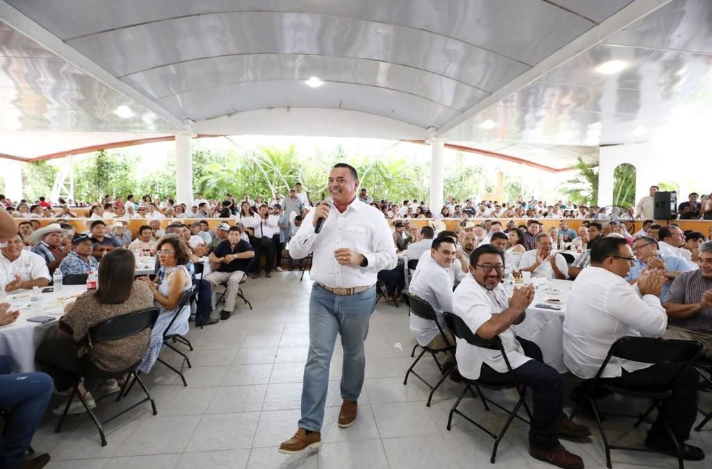 “¡Gobernador!, ¡Gobernador!, ¡Gobernador!”, corean liderazgos y militantes en Tizimin.