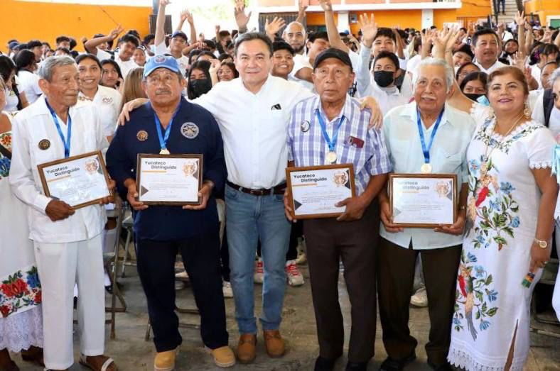 Avanza la transformación educativa en el nivel secundaria.