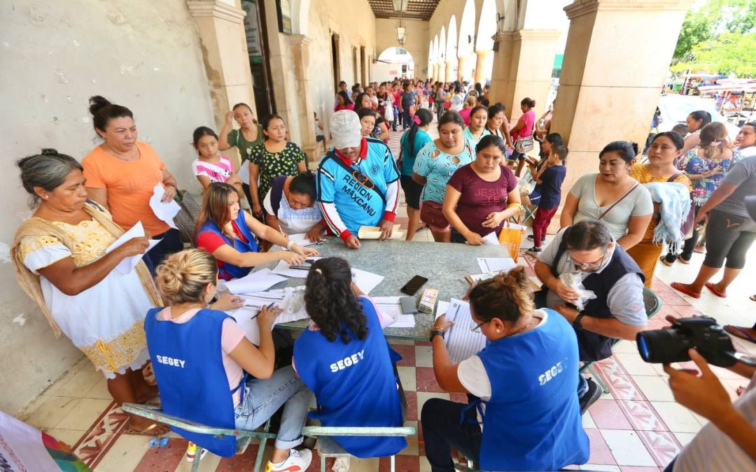 La Segey continúa con el pago de becas económicas en el interior del estado.