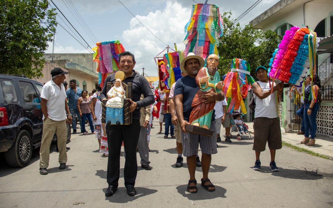 La agrupación se encuentra celebrando a los santos patronos Santa Ana y San Joaquín.