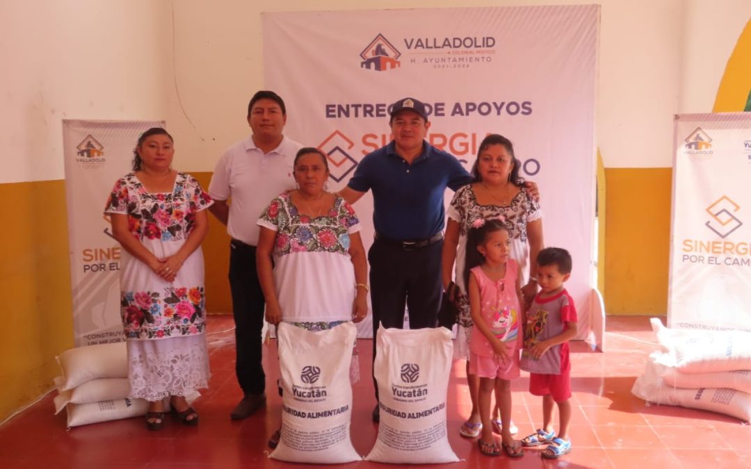 Los apoyos siguen llegando a todas las comisarías del municipio de Valladolid.