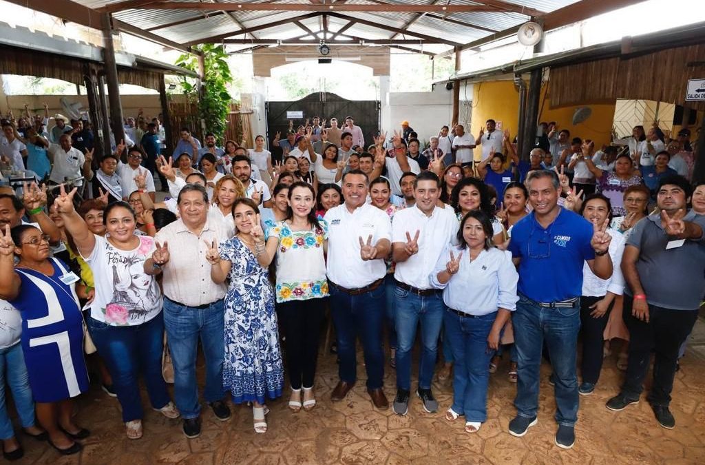 Renán Barrera escucha a habitantes del Sur, de Tekax, Akil, Tahdziu, Tixméhuac, Tzucacab, Teabo, Chacsinkin, Peto y Oxkutzcab.