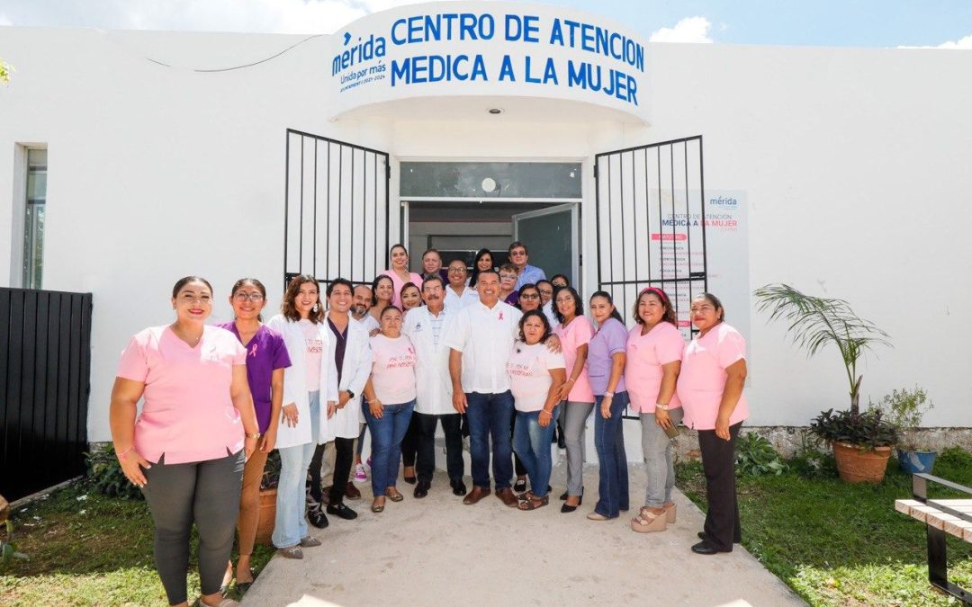 Renán Barrera brinda más y mejores apoyos para las mujeres.