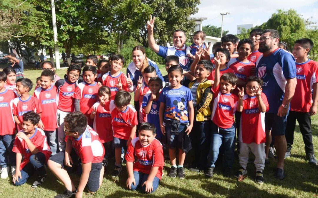 Renán Barrera, niñez y juventud unidos por el deporte palestino.