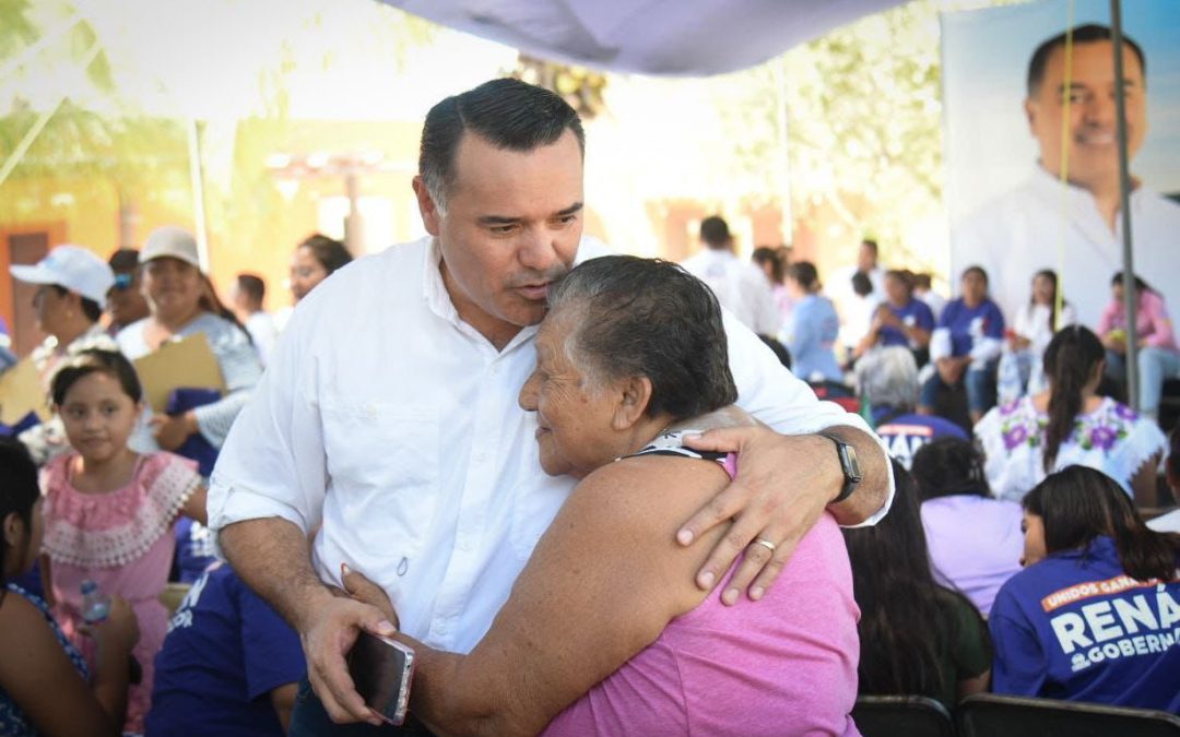 Establece Renán Barrera compromisos en favor de las mujeres yucatecas.