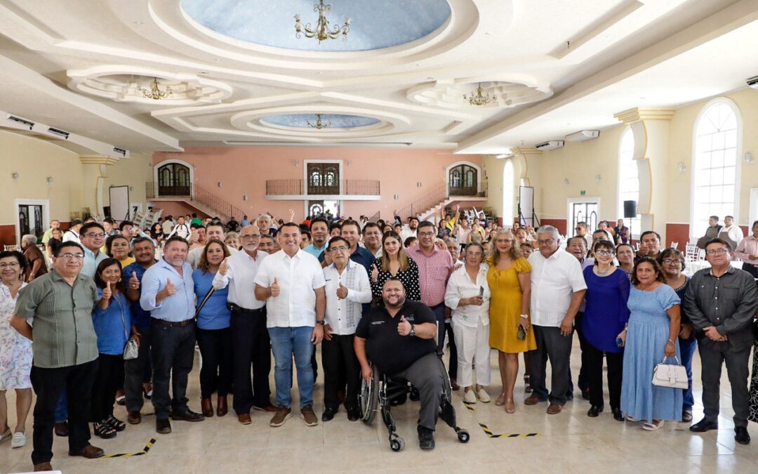 Renán Barrera y la comunidad evangélica unidos para potenciar todo lo bueno de Yucatán.