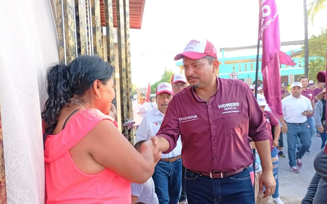 Homero Novelo Burgos en la colonia Oaxaqueña.