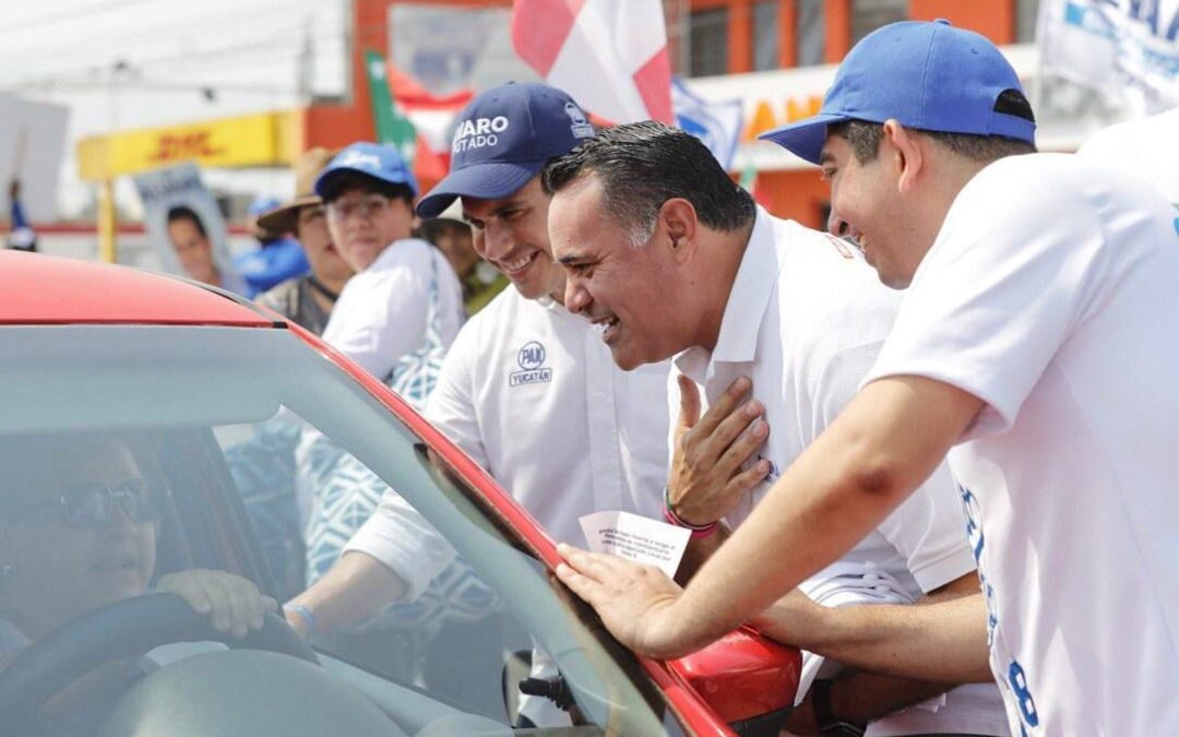 Los Yucatecos reiteramos nuestra exigencia de que bajen las tarifas eléctricas en Yucatán y que la CFE invierta en más cuadrillas y mantenimiento a la red de distribución peninsular.